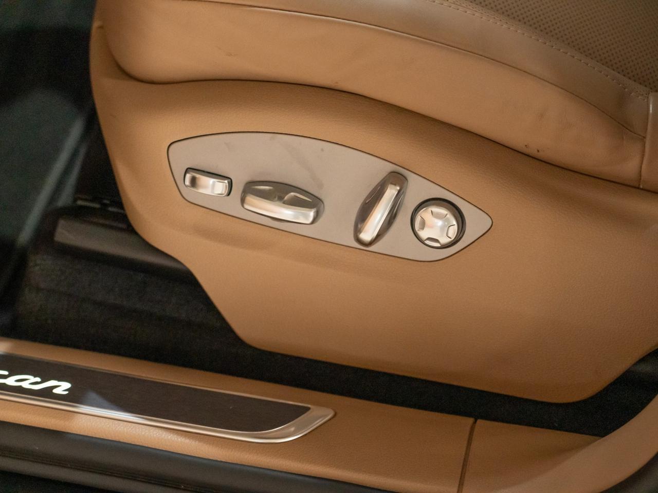 2023 Porsche Macan Pompano Beach FL