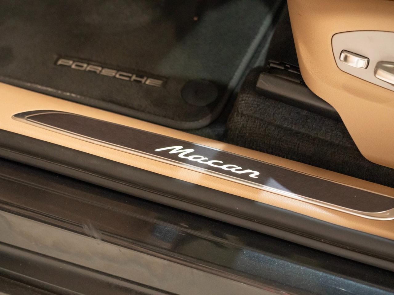 2023 Porsche Macan Pompano Beach FL