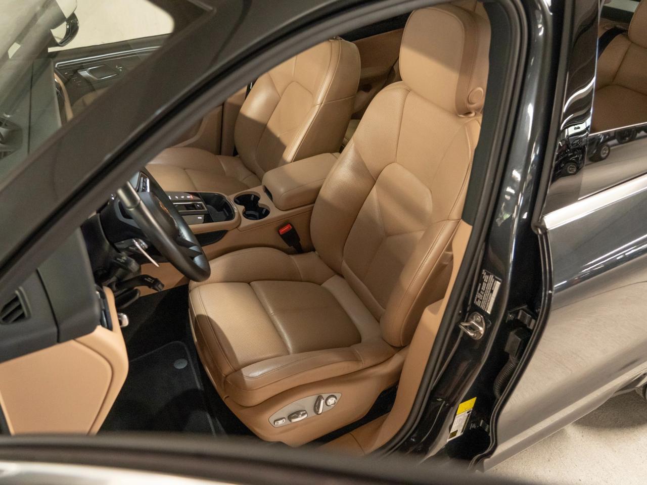 2023 Porsche Macan Pompano Beach FL