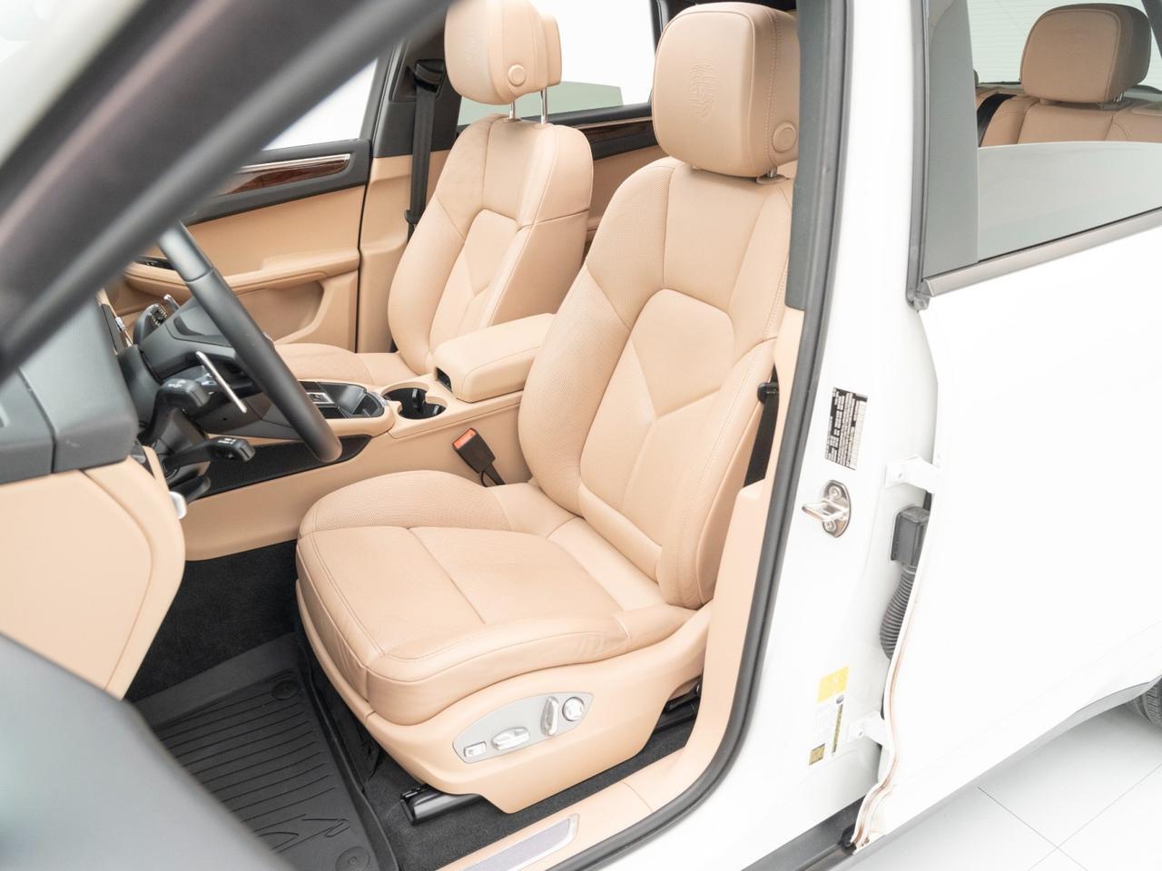 2023 Porsche Macan Pompano Beach FL