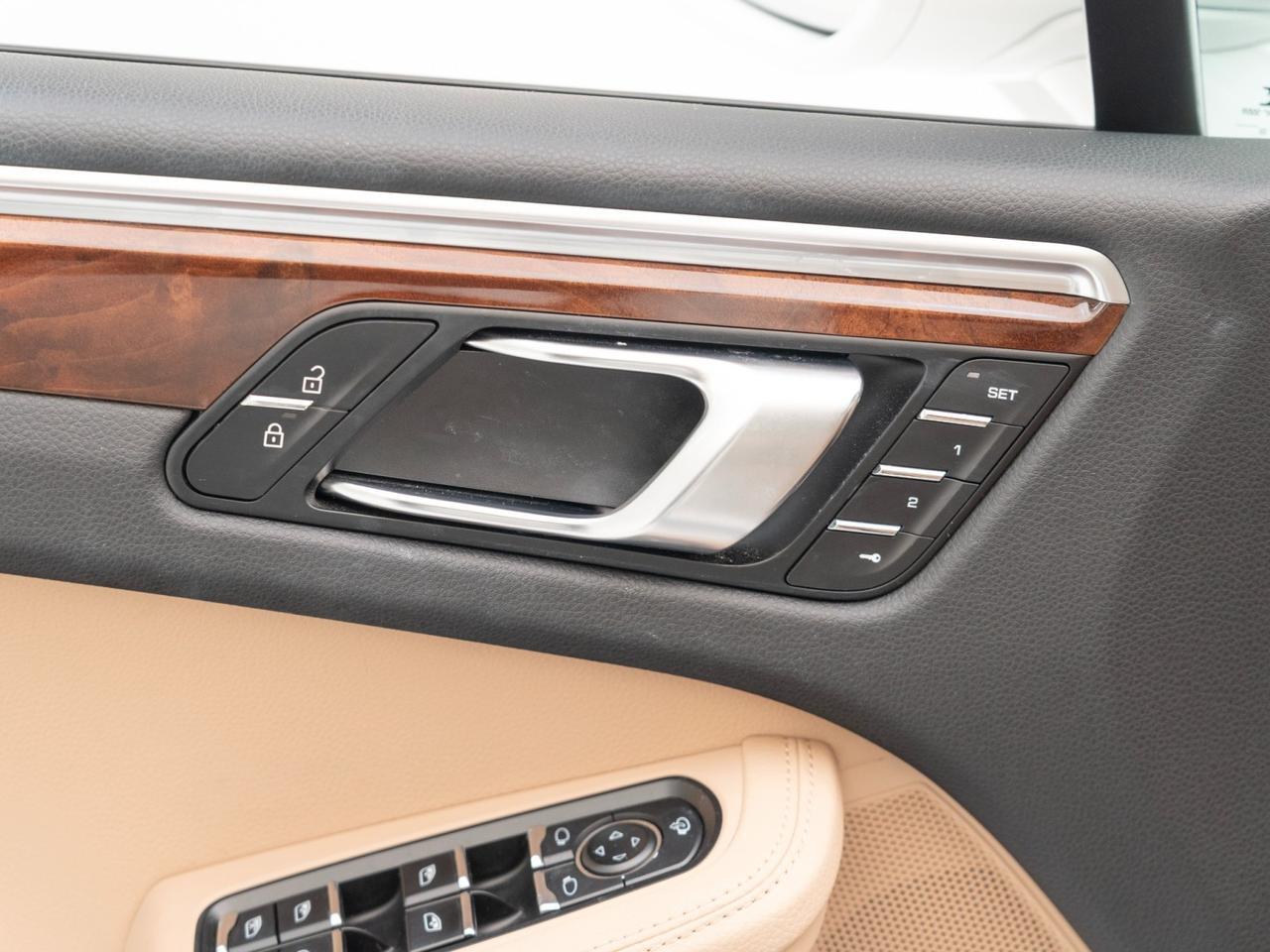 2023 Porsche Macan Pompano Beach FL