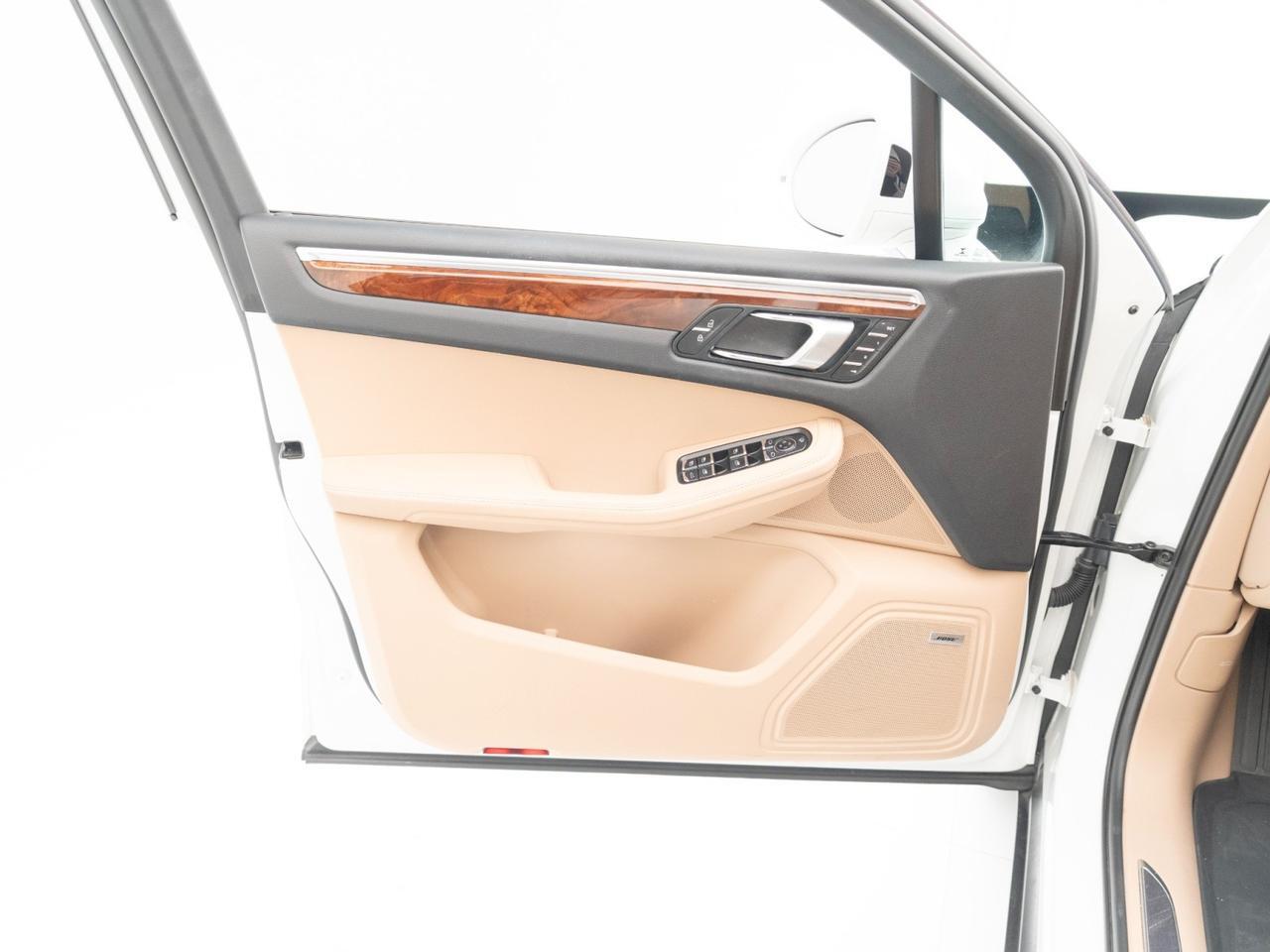 2023 Porsche Macan Pompano Beach FL