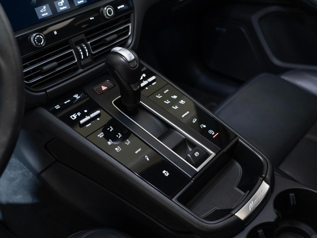 2023 Porsche Macan Pompano Beach FL