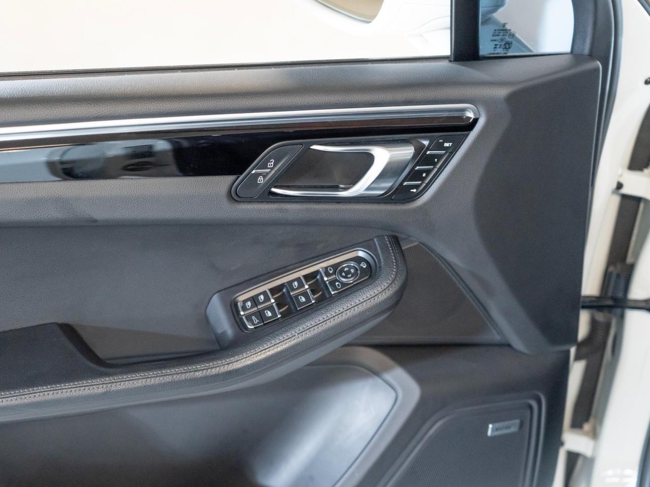 2023 Porsche Macan Pompano Beach FL