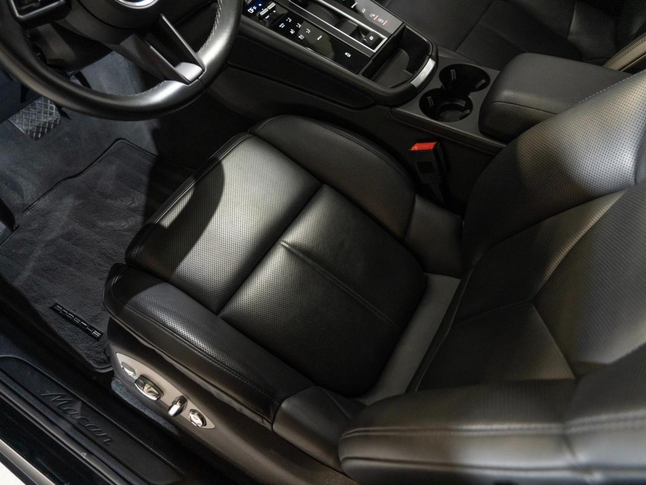 2023 Porsche Macan Pompano Beach FL