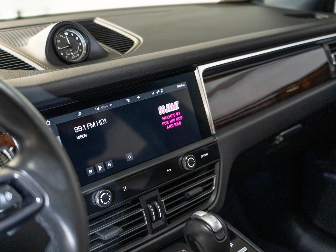2023 Porsche Macan Pompano Beach FL