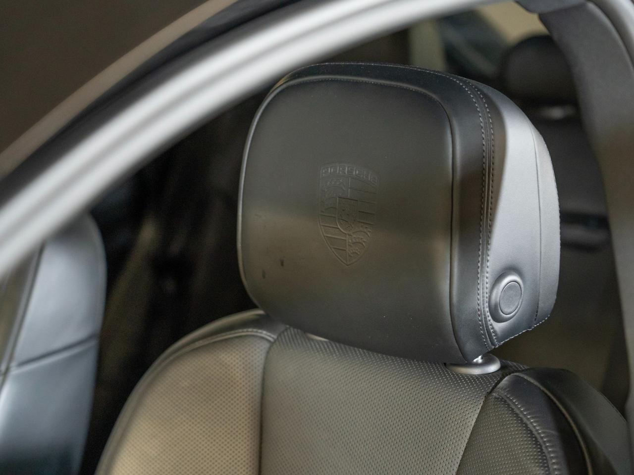 2023 Porsche Macan Pompano Beach FL