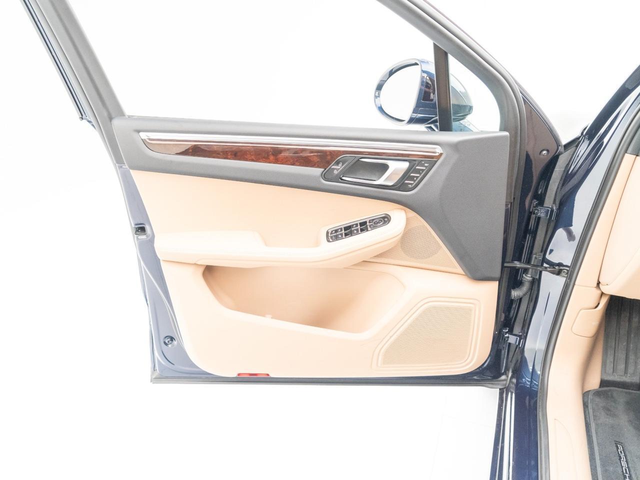 2023 Porsche Macan Pompano Beach FL