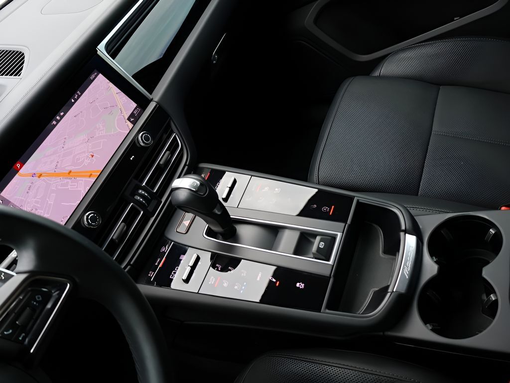 2023 Porsche Macan San Clemente CA