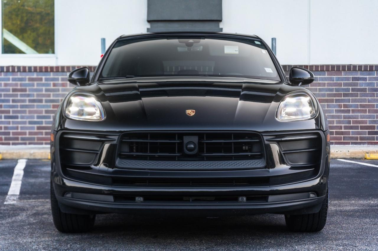 2023 Porsche Macan Yonkers NY