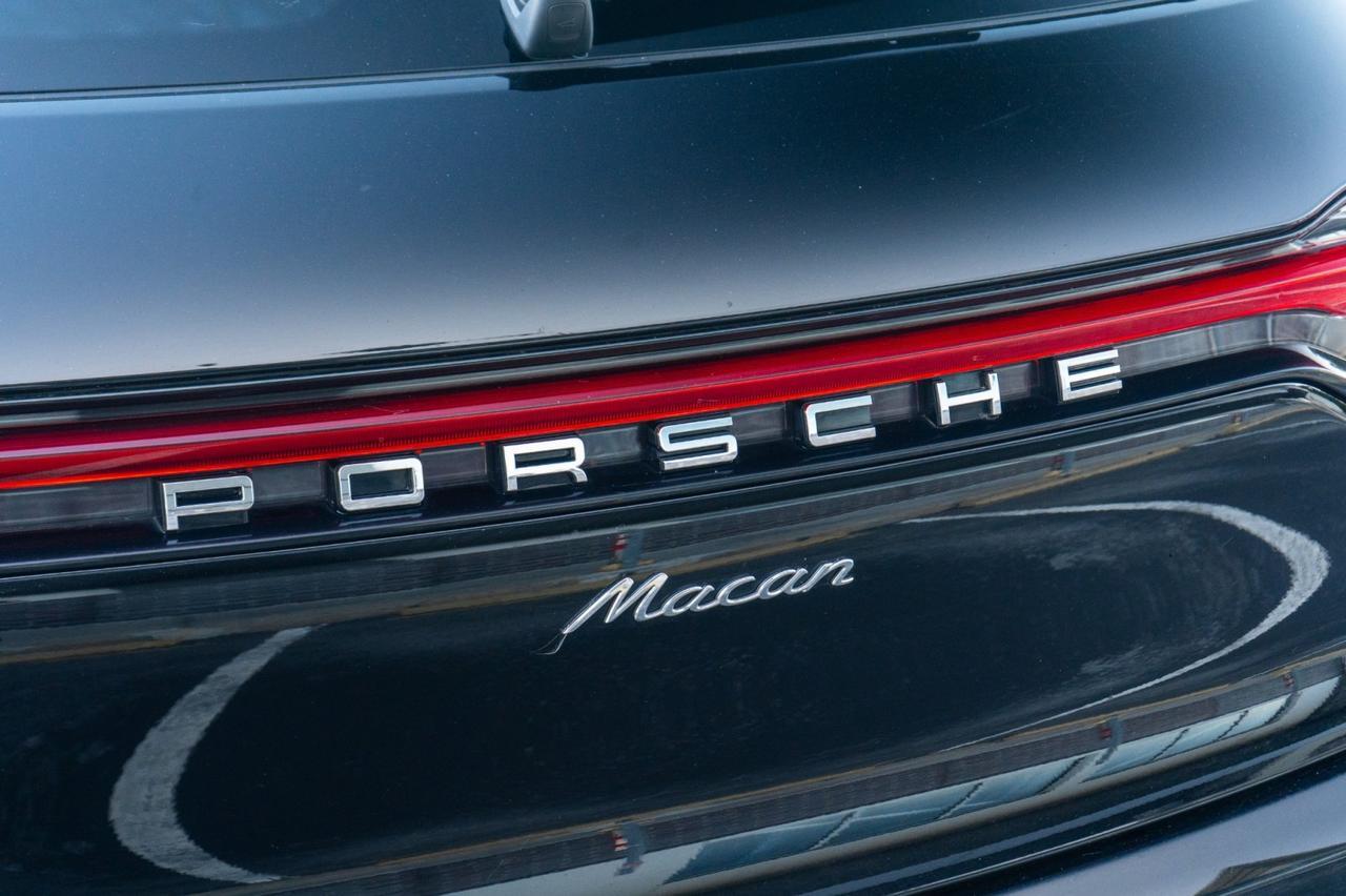 2023 Porsche Macan Yonkers NY