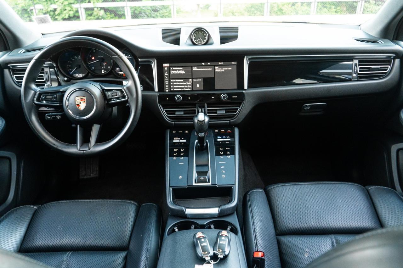 2023 Porsche Macan Yonkers NY