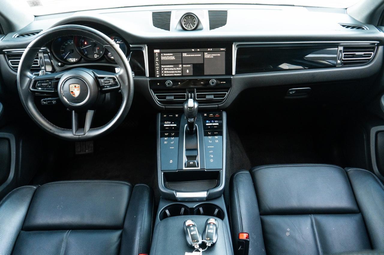 2023 Porsche Macan Yonkers NY