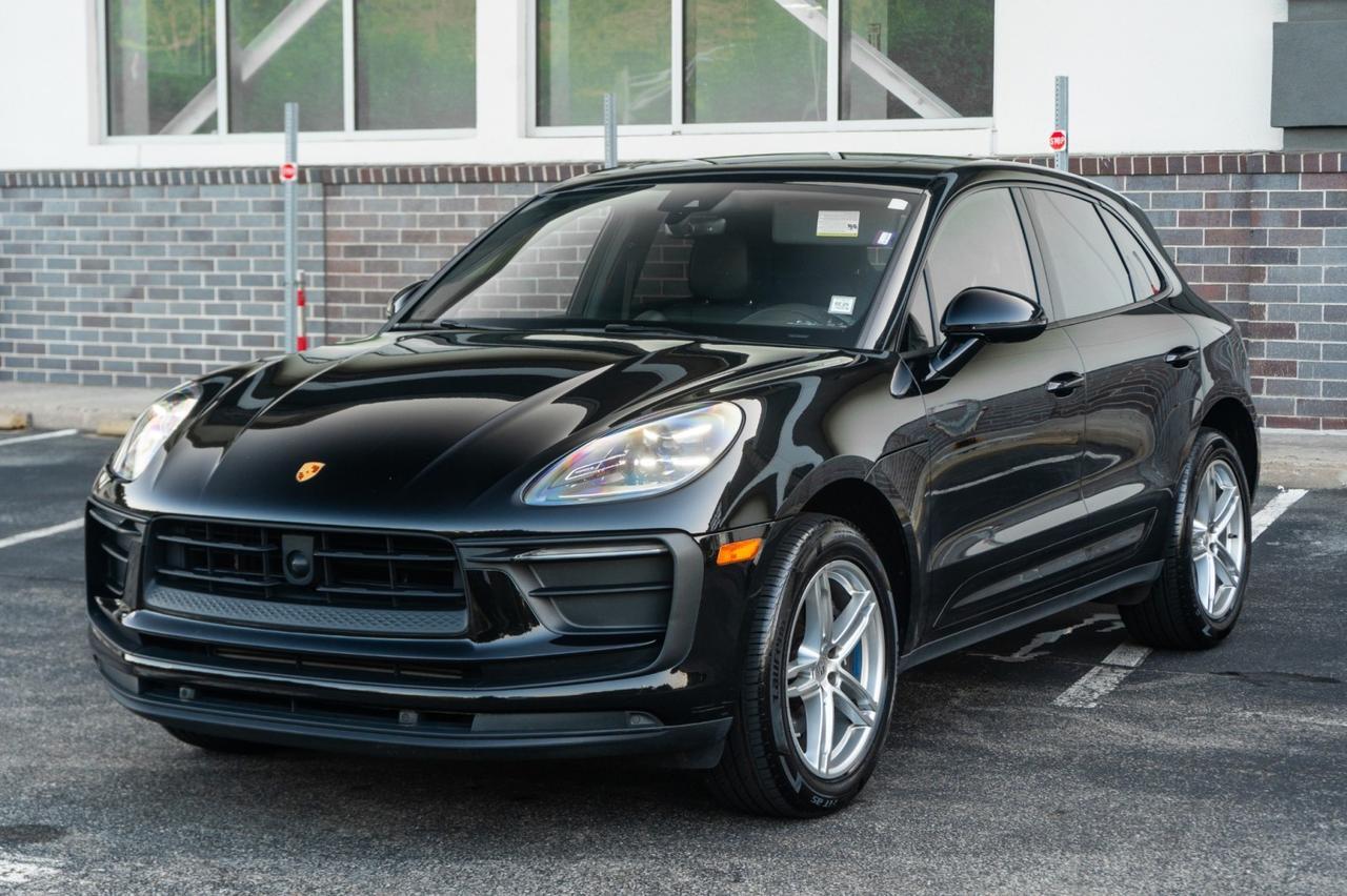 2023 Porsche Macan Yonkers NY