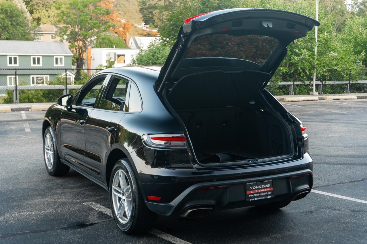 2023 Porsche Macan Yonkers NY