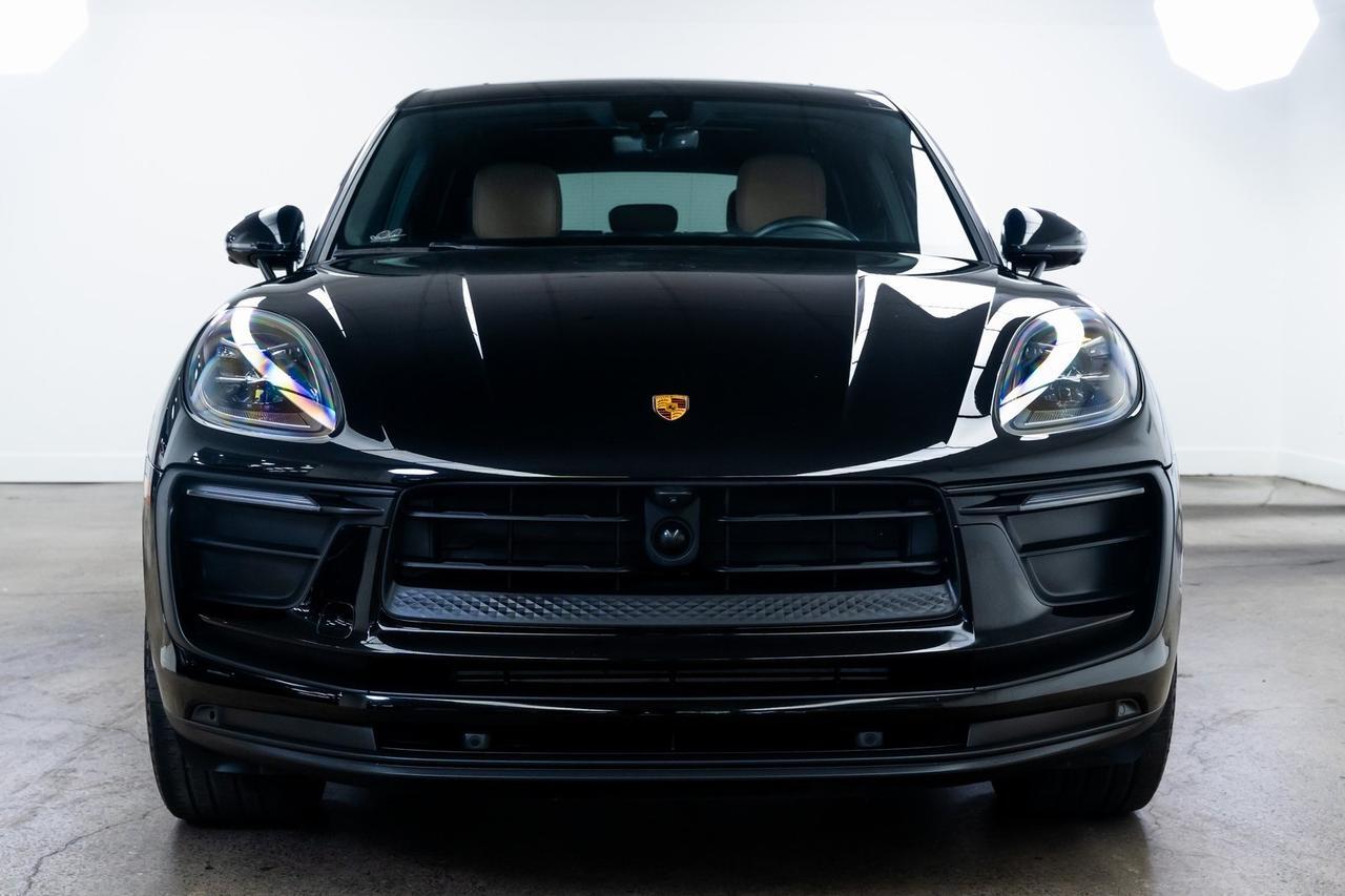 2023 Porsche Macan 1 Owner Vented Seats Panoramic Roof Portland OR