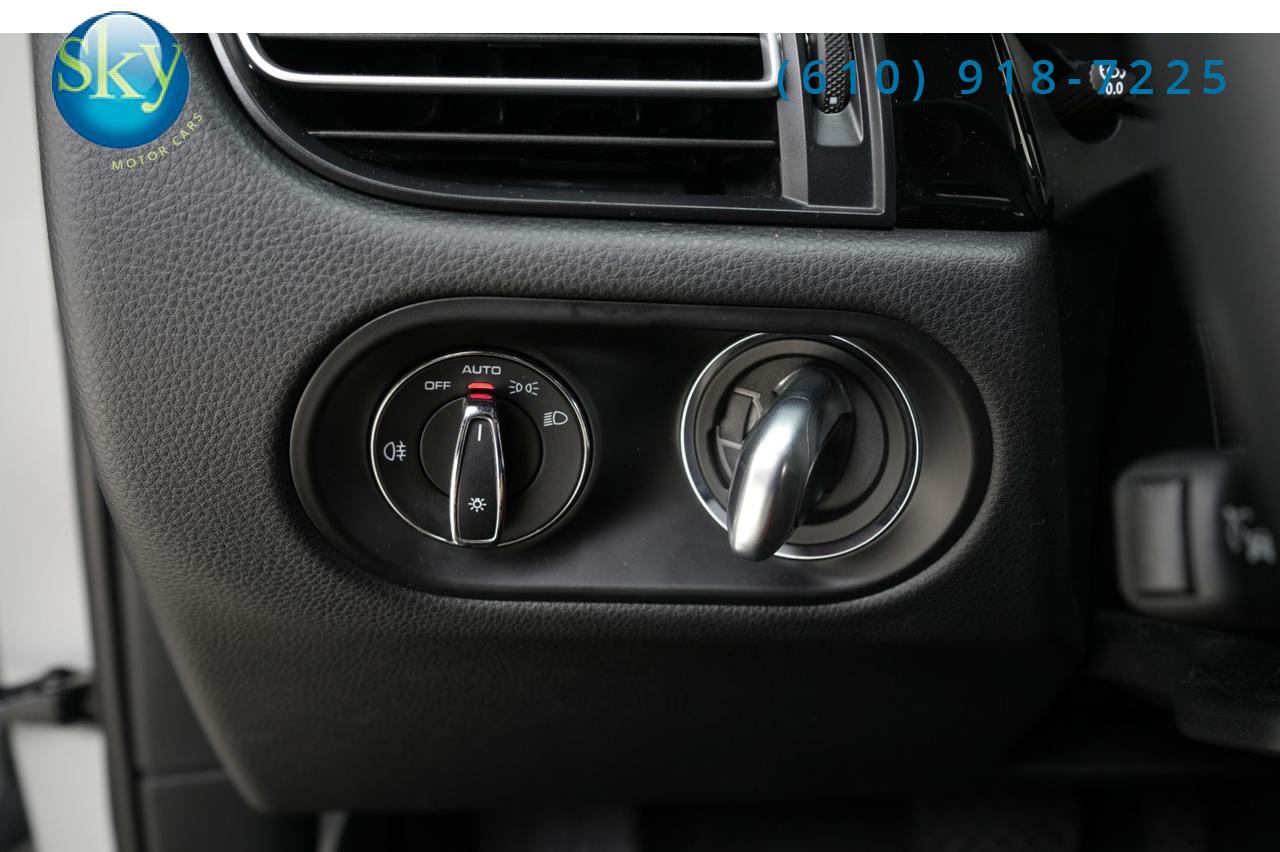 2023 Porsche Macan AWD West Chester PA