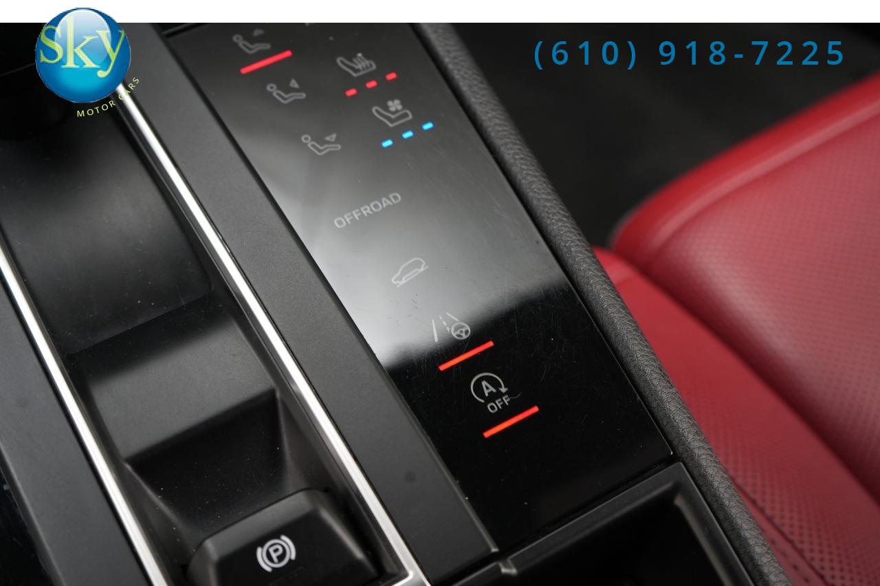 2023 Porsche Macan AWD West Chester PA