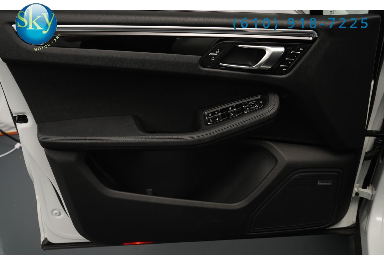 2023 Porsche Macan AWD West Chester PA
