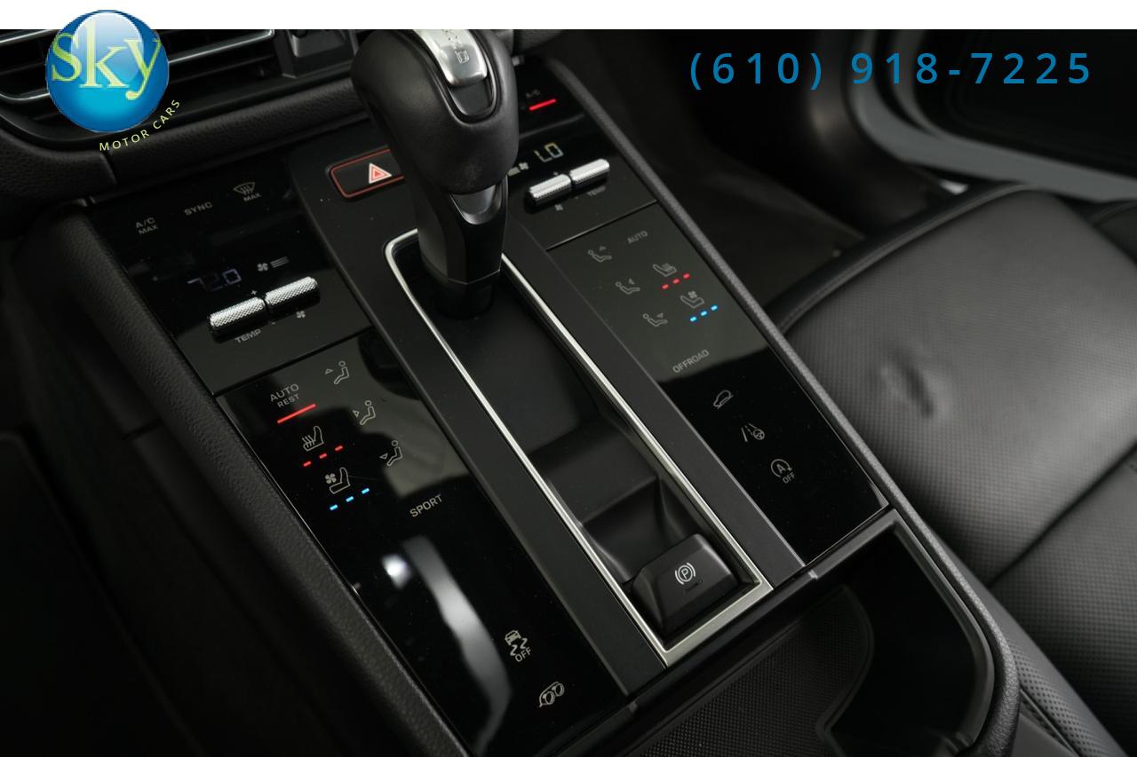 2023 Porsche Macan AWD West Chester PA
