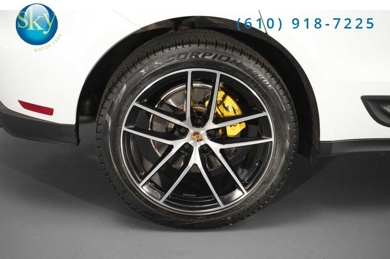 2023 Porsche Macan AWD West Chester PA