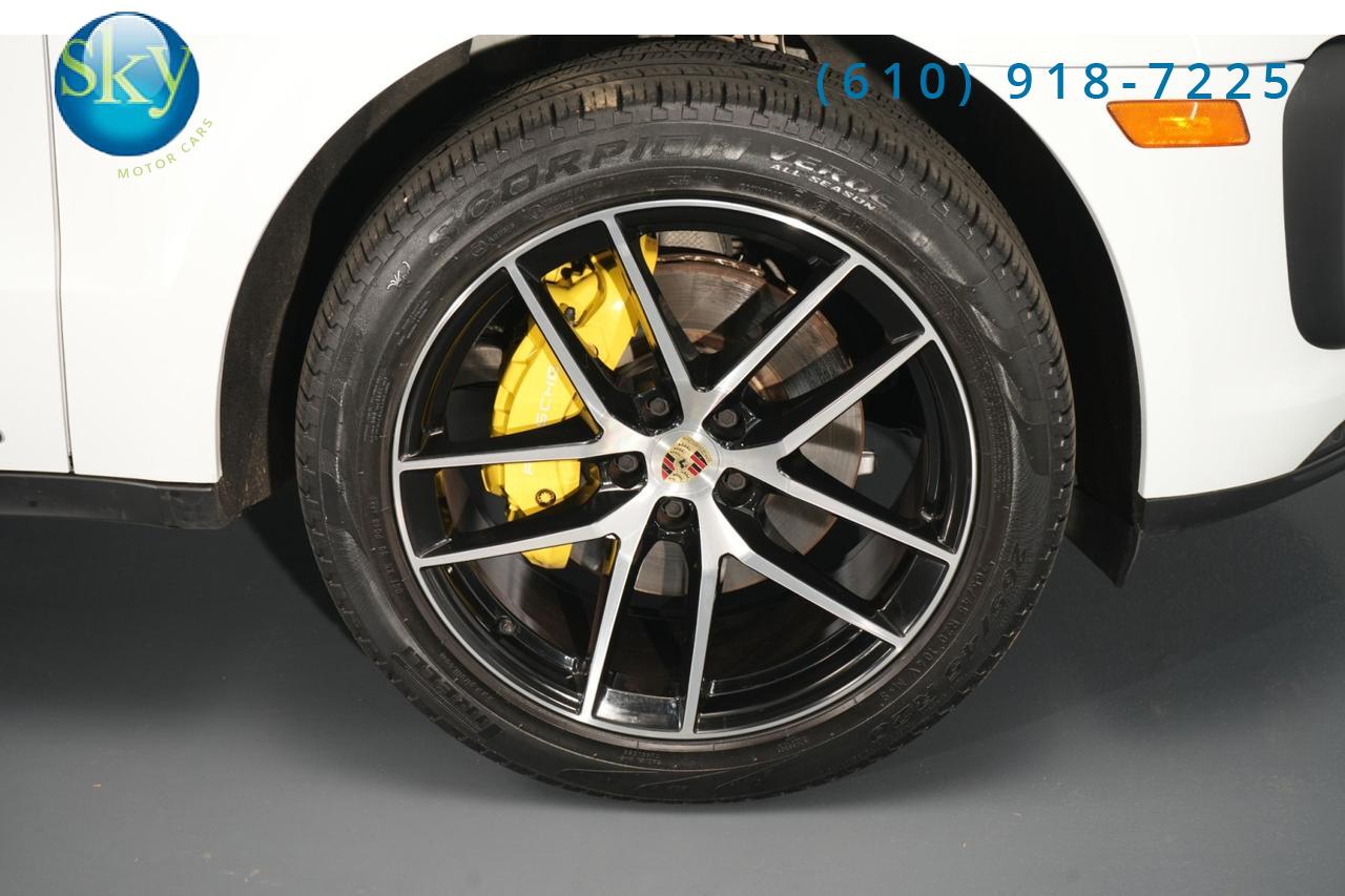 2023 Porsche Macan AWD West Chester PA