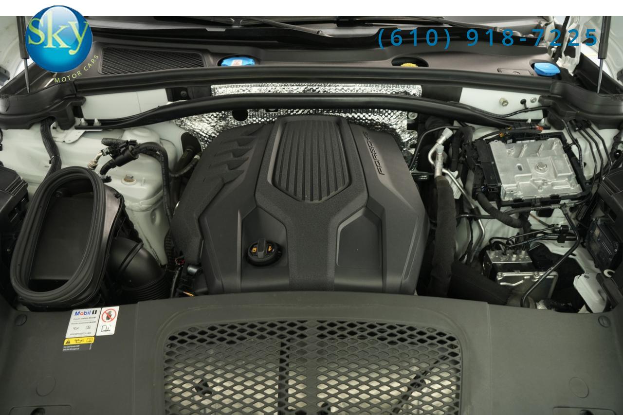 2023 Porsche Macan AWD West Chester PA