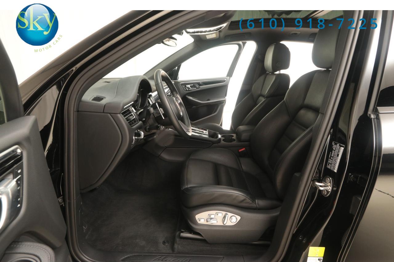2023 Porsche Macan AWD PREMIUM PACKAGE PLUS West Chester PA