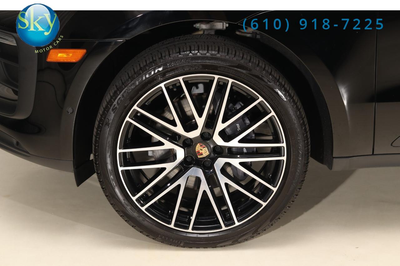2023 Porsche Macan AWD PREMIUM PACKAGE PLUS West Chester PA