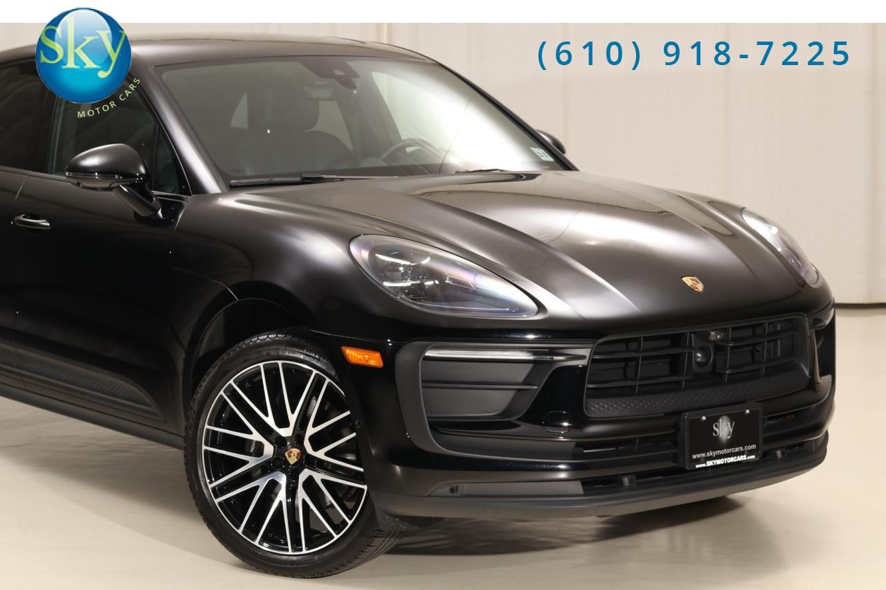2023 Porsche Macan AWD PREMIUM PACKAGE PLUS West Chester PA