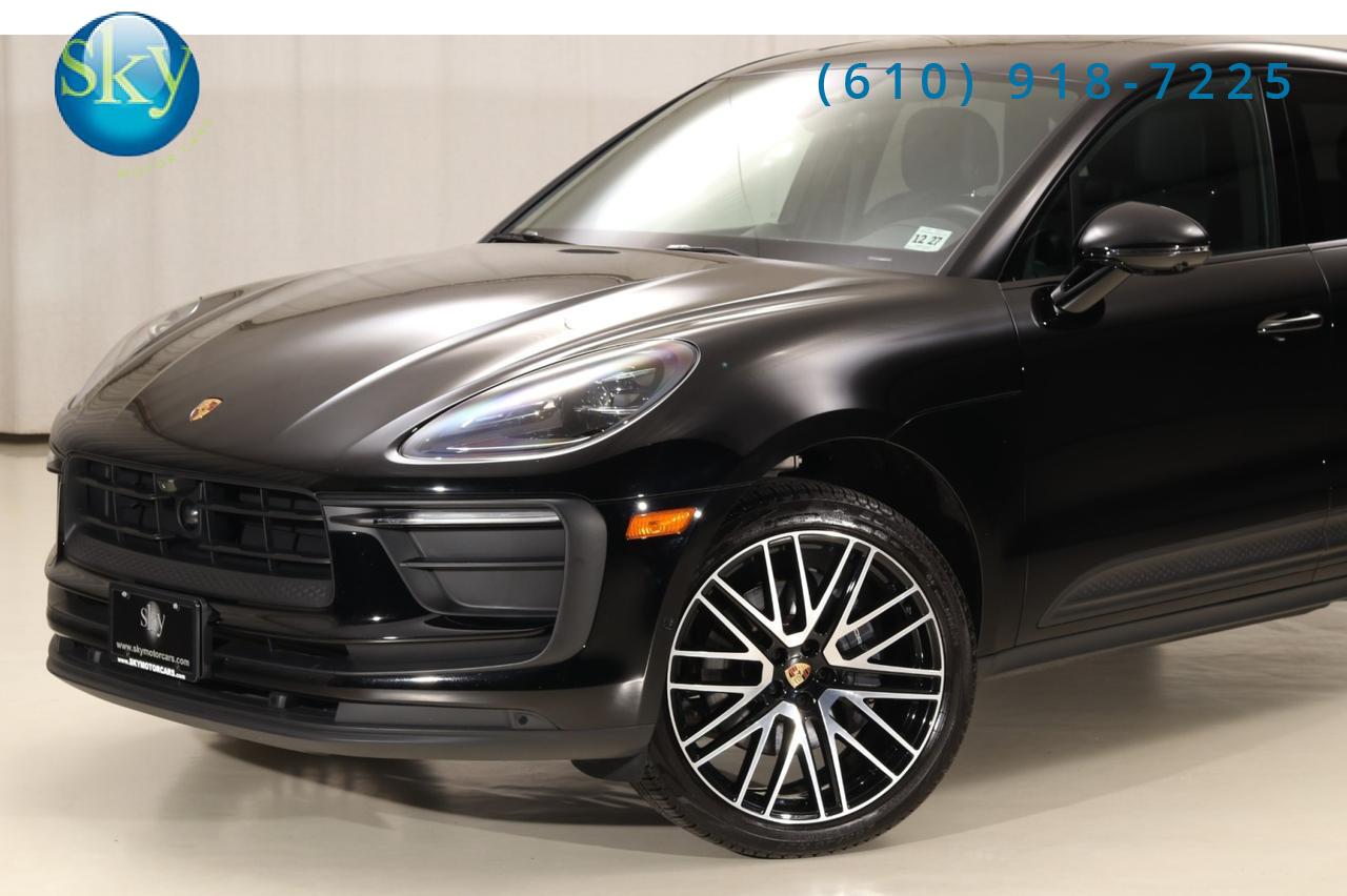 2023 Porsche Macan AWD PREMIUM PACKAGE PLUS West Chester PA