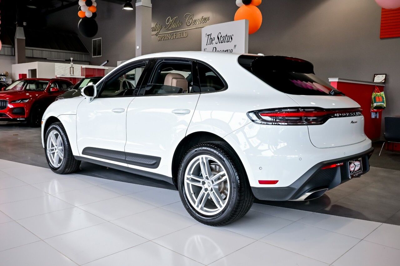 2023 Porsche Macan AWD, Pano Roof, Bose Surround Sound, Lane Assist, Self Steering Park Assist Springfield NJ