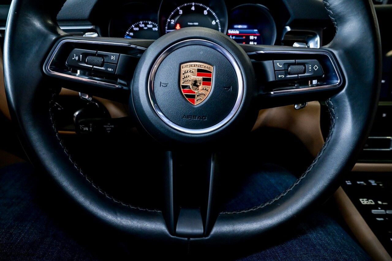 2023 Porsche Macan AWD, Pano Roof, Bose Surround Sound, Lane Assist, Self Steering Park Assist Springfield NJ