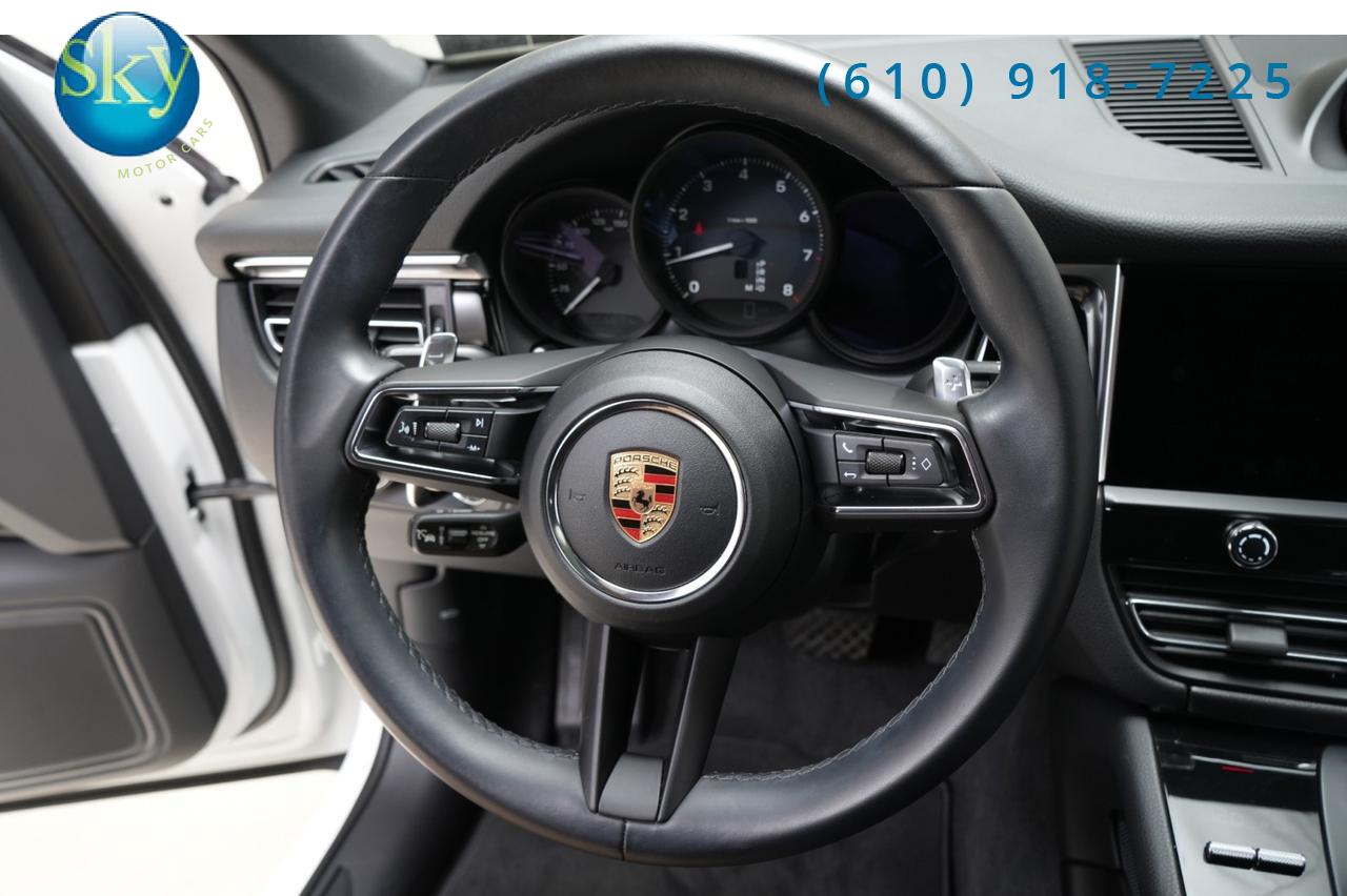2023 Porsche Macan AWD Premium Package Plus 21&apos;s West Chester PA