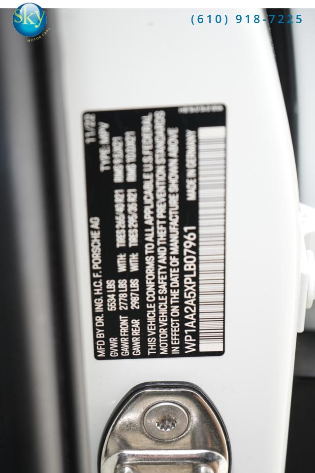 2023 Porsche Macan AWD Premium Package Plus 21&apos;s West Chester PA