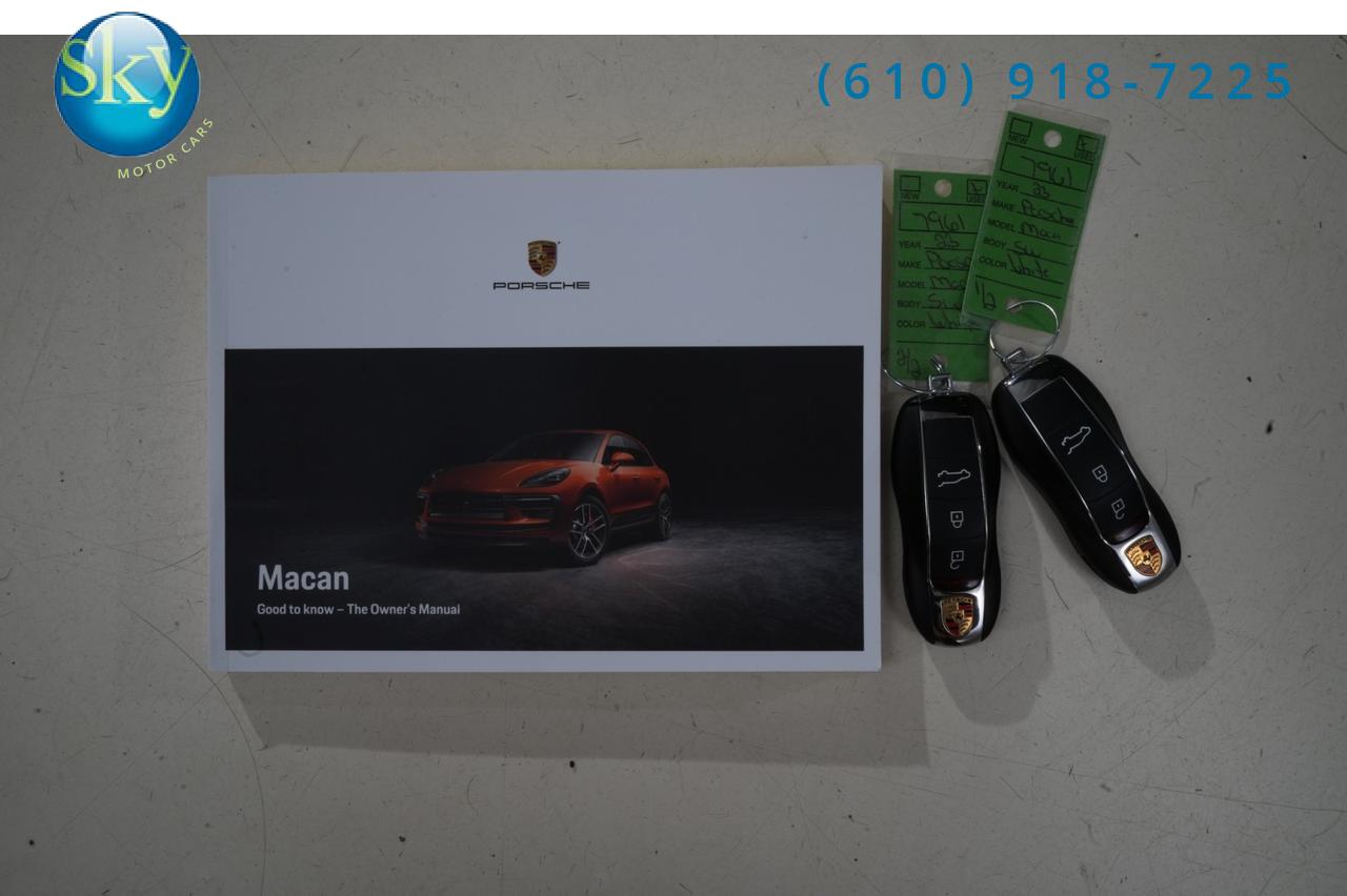 2023 Porsche Macan AWD Premium Package Plus 21&apos;s West Chester PA