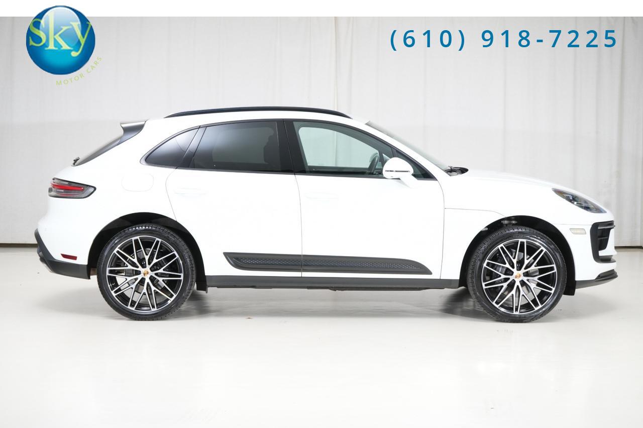 2023 Porsche Macan AWD Premium Package Plus 21&apos;s West Chester PA