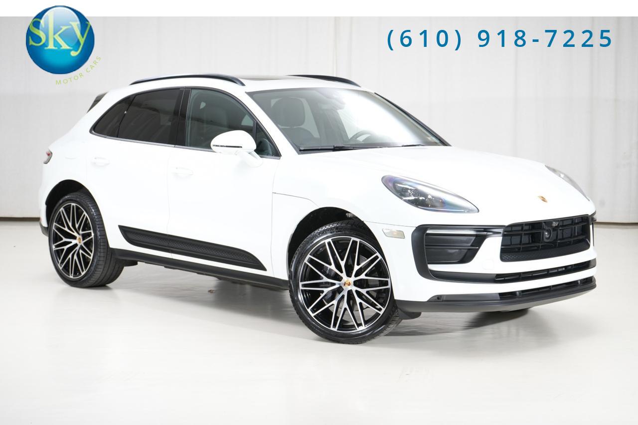 2023 Porsche Macan AWD Premium Package Plus 21&apos;s West Chester PA