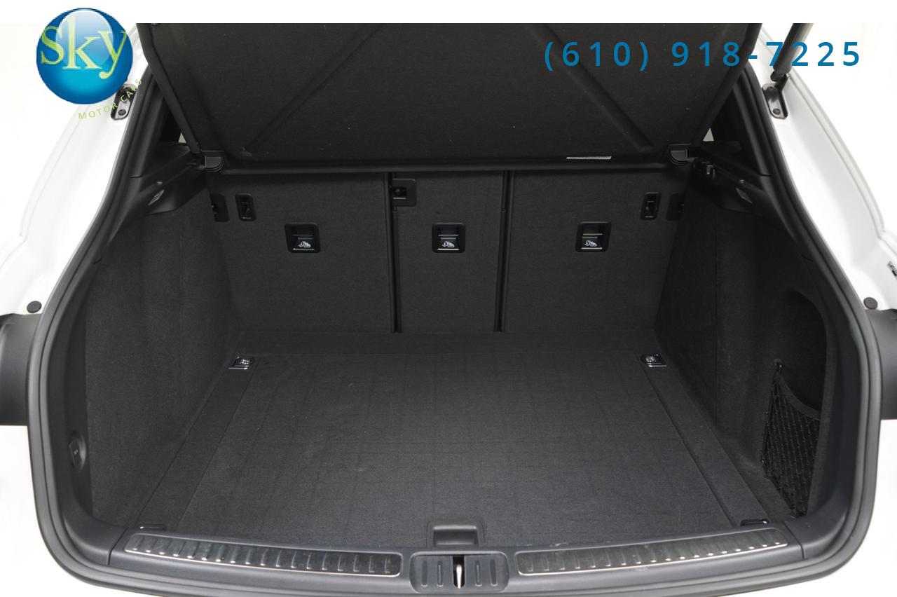 2023 Porsche Macan AWD Premium Package Plus 21&apos;s West Chester PA