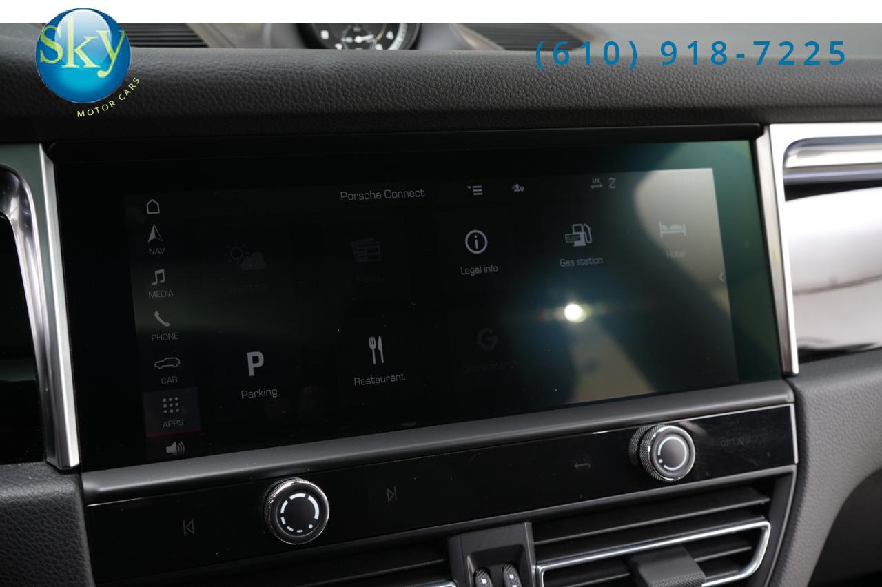 2023 Porsche Macan AWD Premium Package Plus 21&apos;s West Chester PA