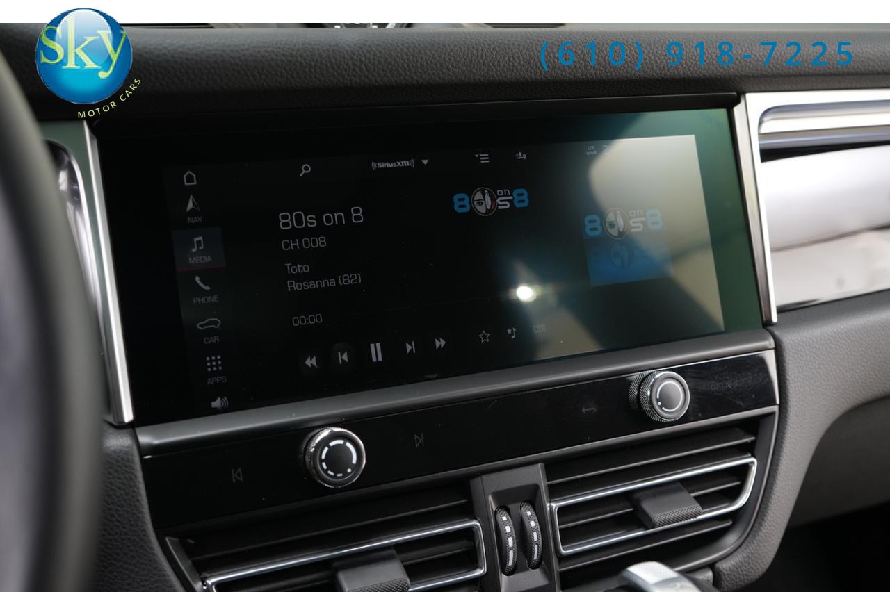 2023 Porsche Macan AWD Premium Package Plus 21&apos;s West Chester PA