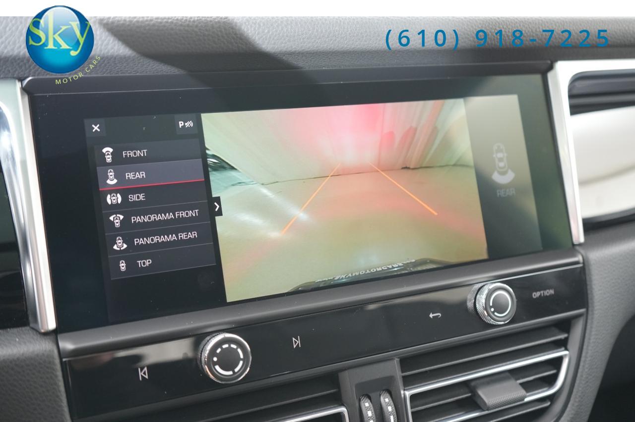 2023 Porsche Macan AWD Premium Package Plus 21&apos;s West Chester PA