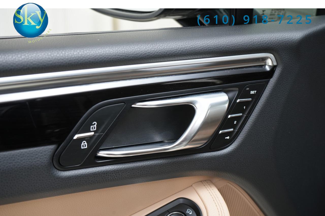 2023 Porsche Macan AWD West Chester PA