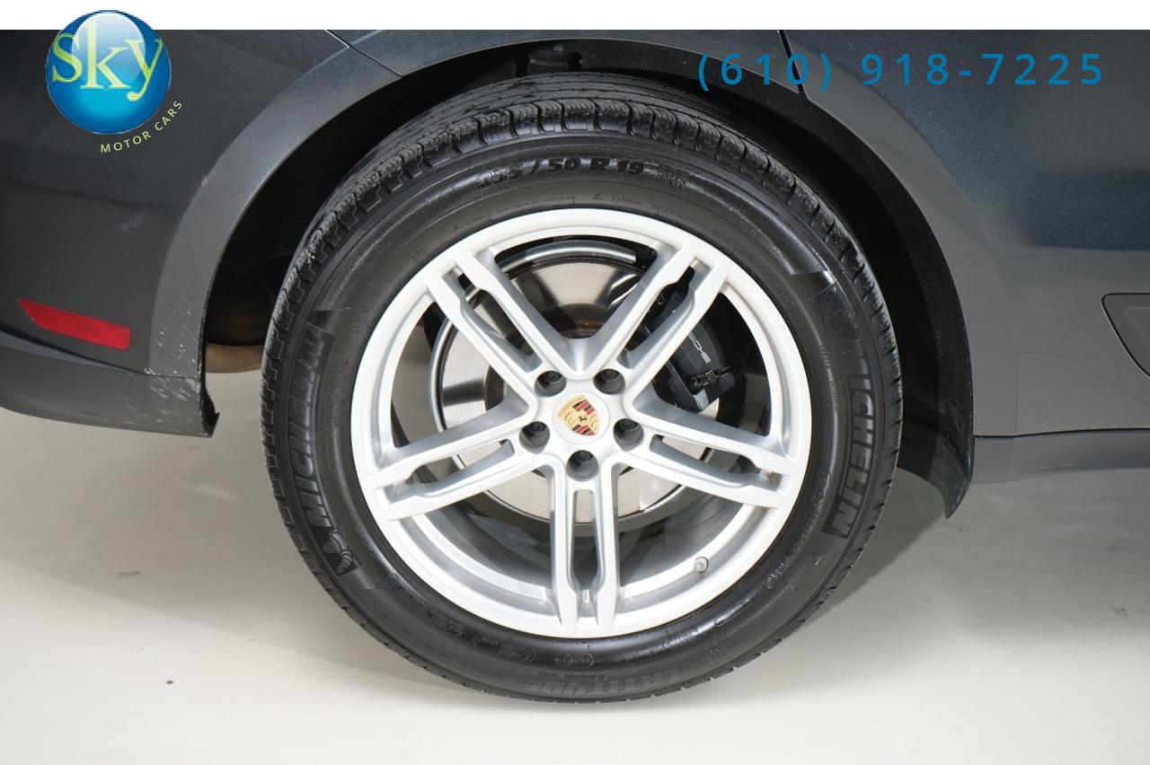 2023 Porsche Macan AWD West Chester PA