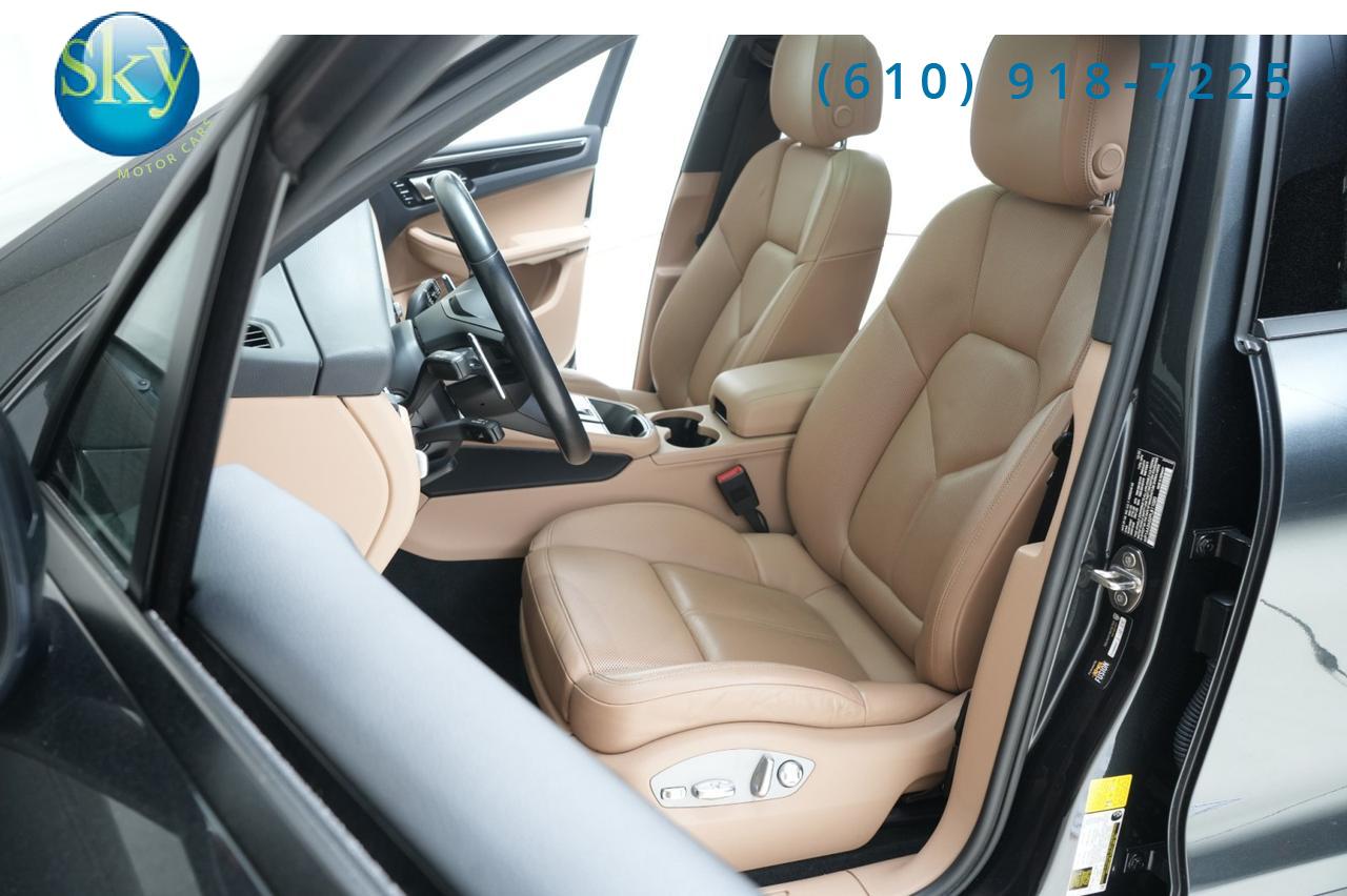 2023 Porsche Macan AWD West Chester PA