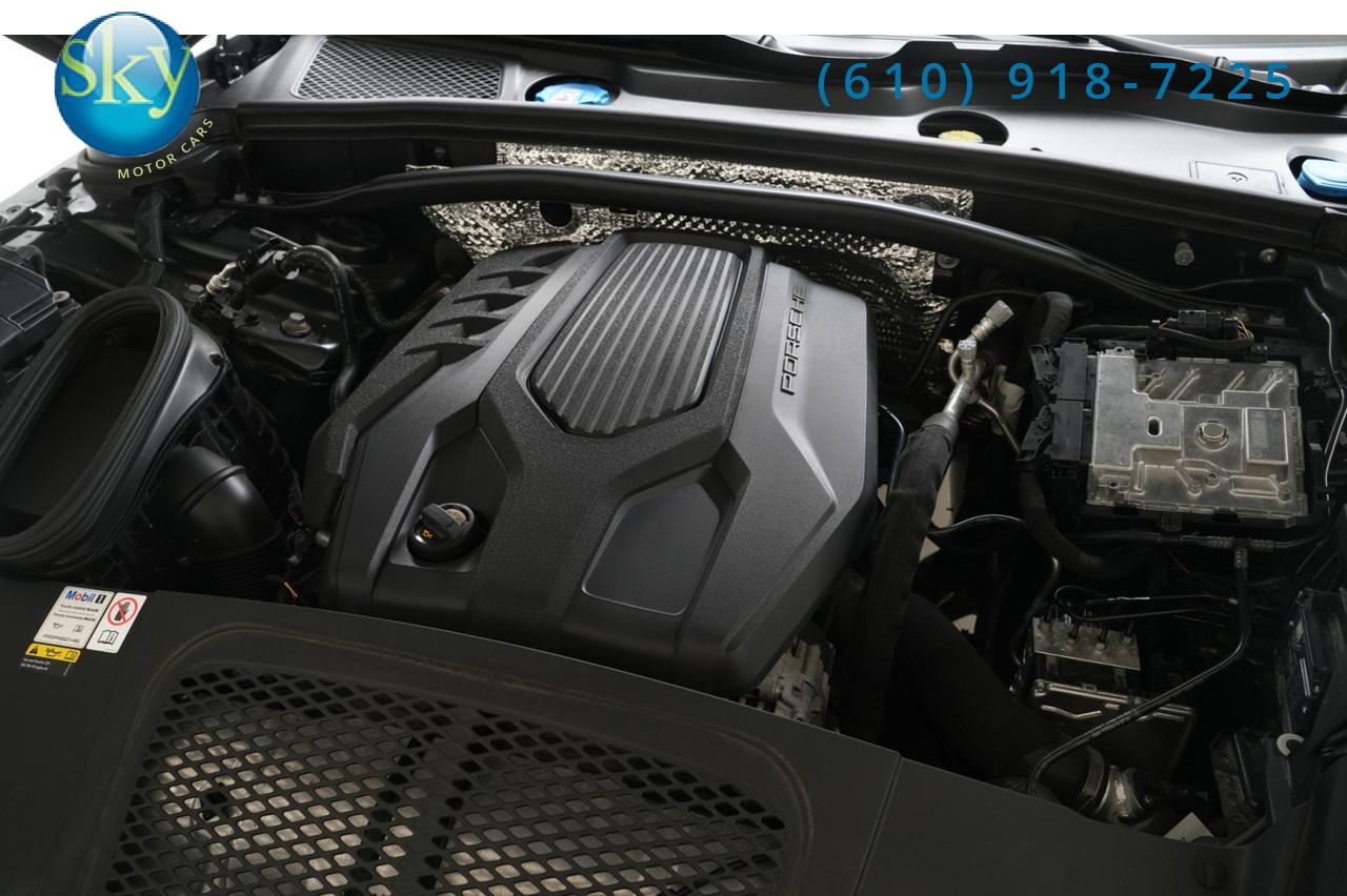 2023 Porsche Macan AWD West Chester PA