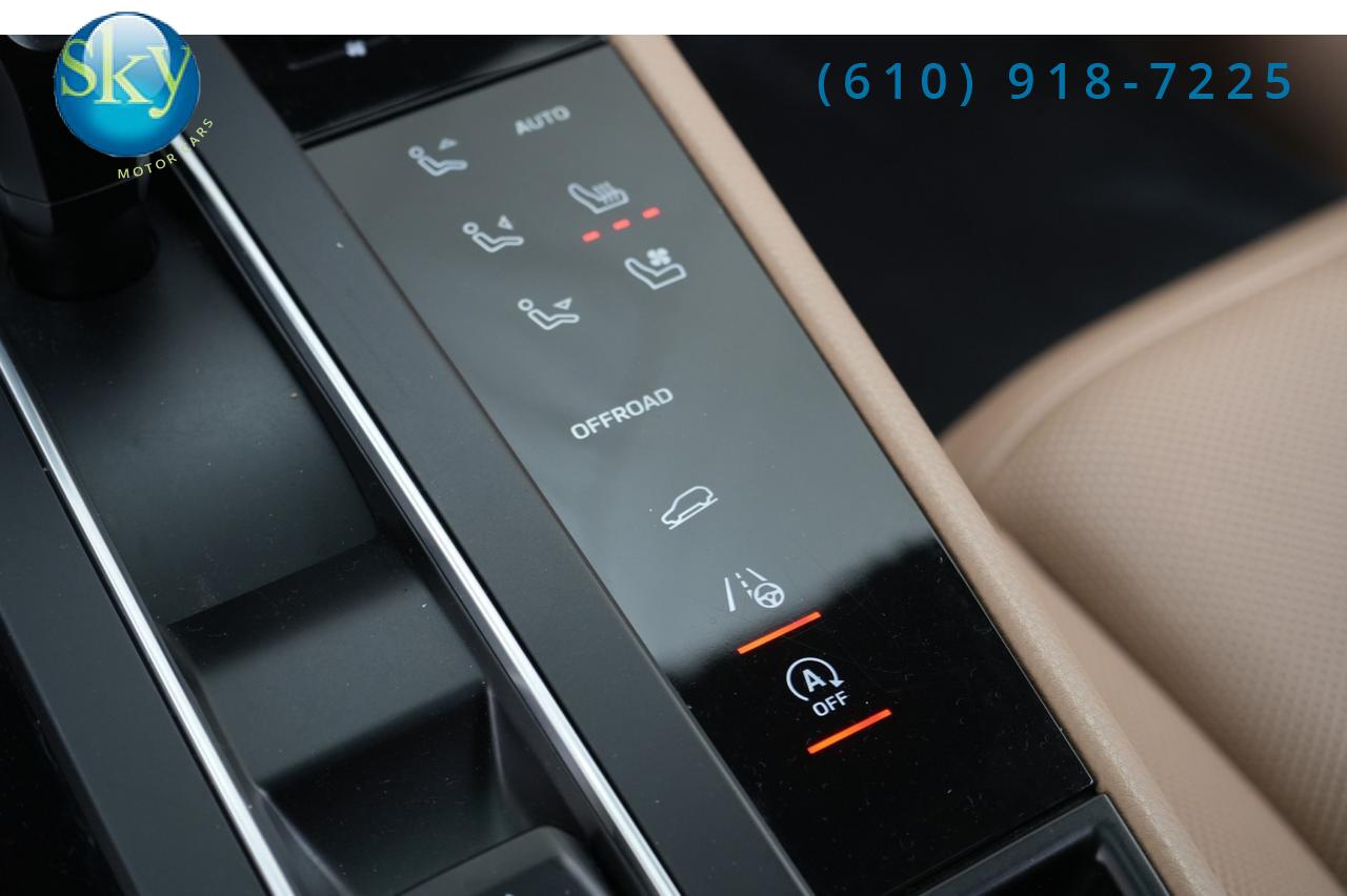 2023 Porsche Macan AWD West Chester PA