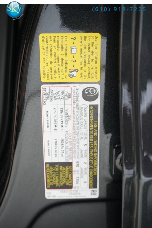 2023 Porsche Macan AWD West Chester PA