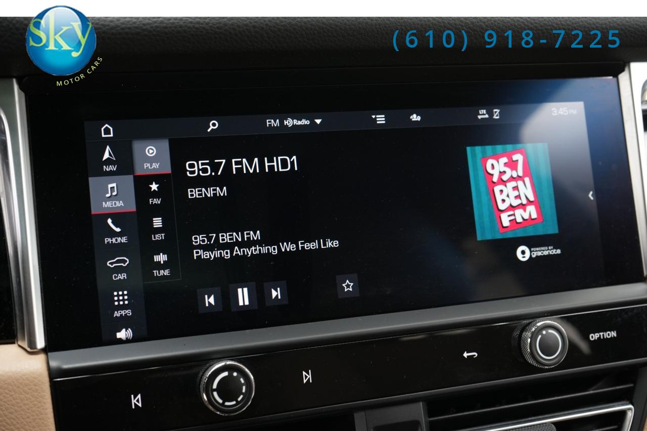 2023 Porsche Macan AWD West Chester PA