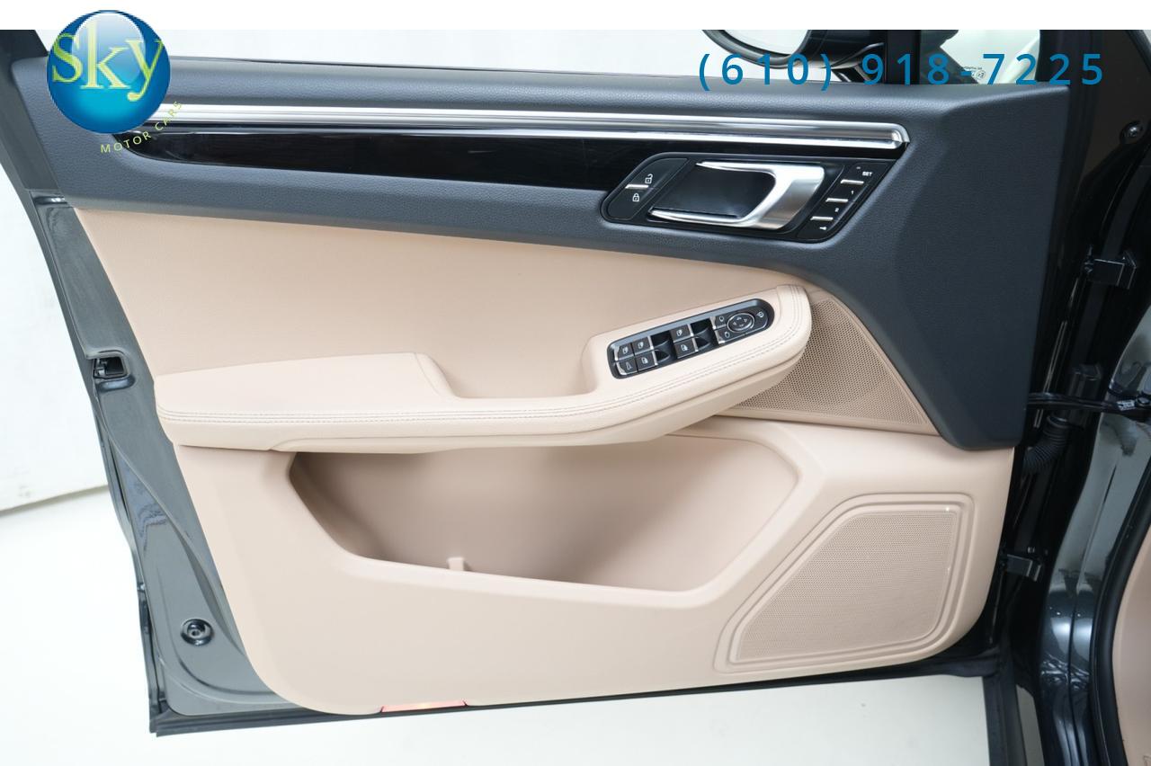 2023 Porsche Macan AWD West Chester PA